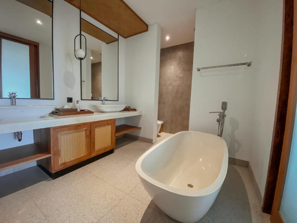 Ophelia Villa Canggu Экстерьер фото